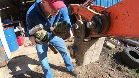 kubota mini excavator thumb|installing hydraulic thumb on excavator.